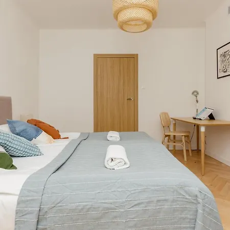 Apartman Tasteful In Center By Renters
